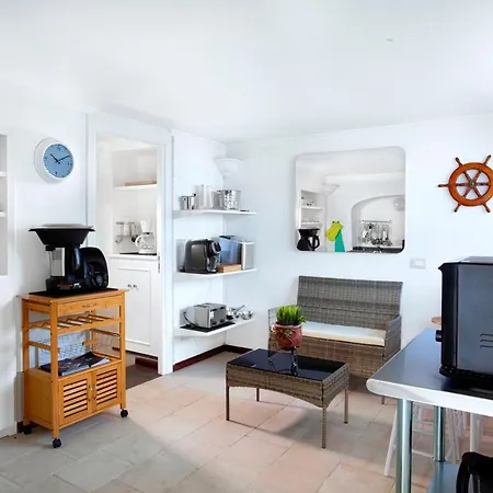 Apartment Faraglionensis Monaconehouse *